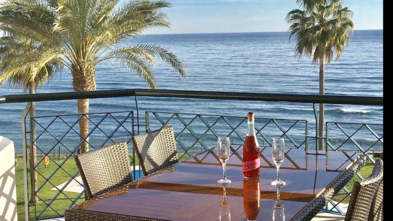 Mi Capricho A16 Beachfront Apartment Sitio de Calahonda Buitenkant foto