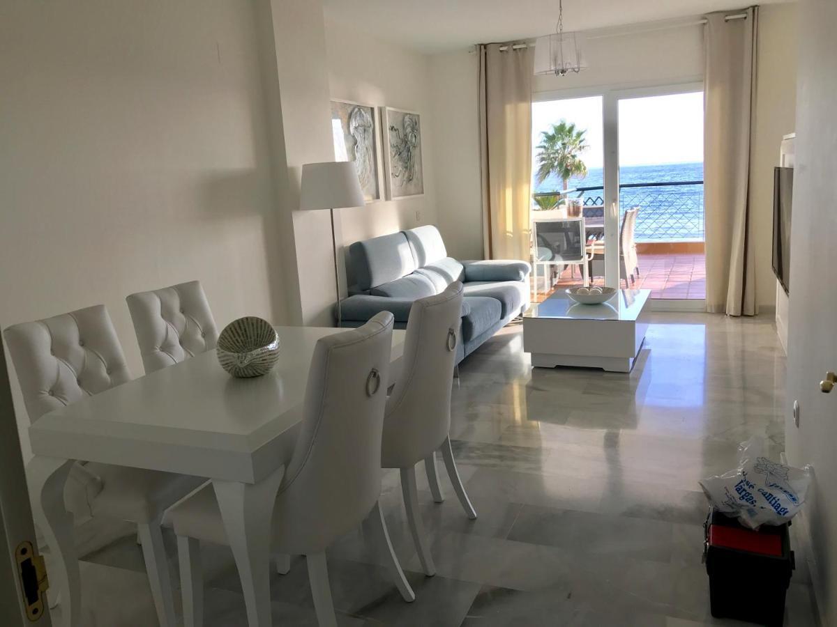 Mi Capricho A16 Beachfront Apartment Sitio de Calahonda Buitenkant foto